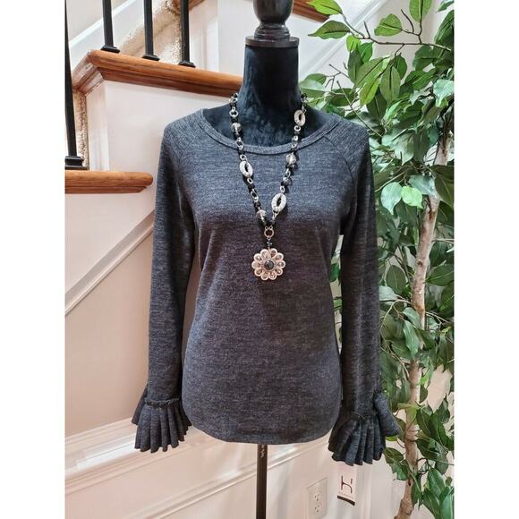 Hannah Women Solid Gray Polyester Round Neck Long Sleeve Casual Top Shirt Size M - Picture 1 of 12
